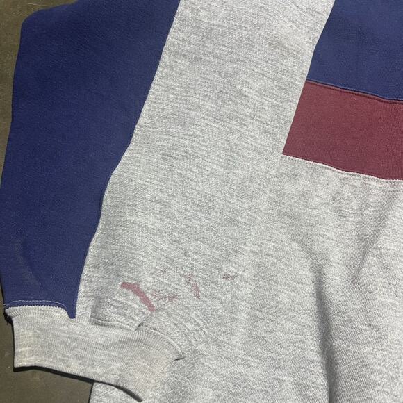 Vintage 90s Hugo Boss Grey Embroidered Sweatshirt - Picture 3 of 5